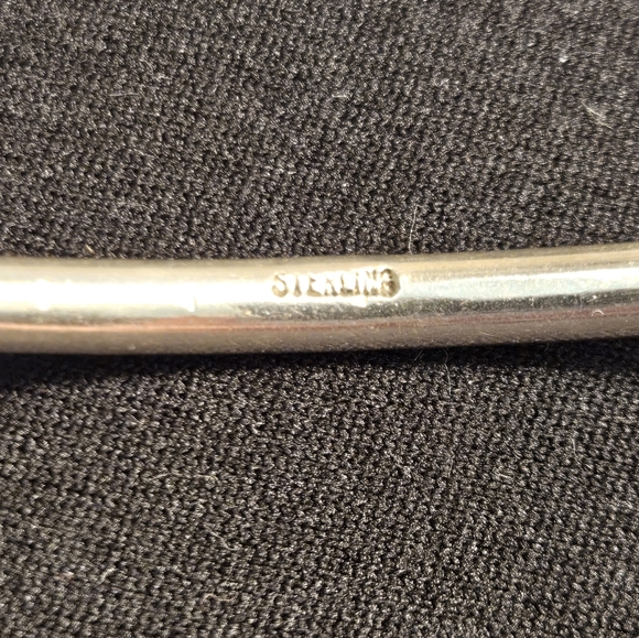 Genuine Sterling Silver Bangle Bracelet - Picture 8 of 9